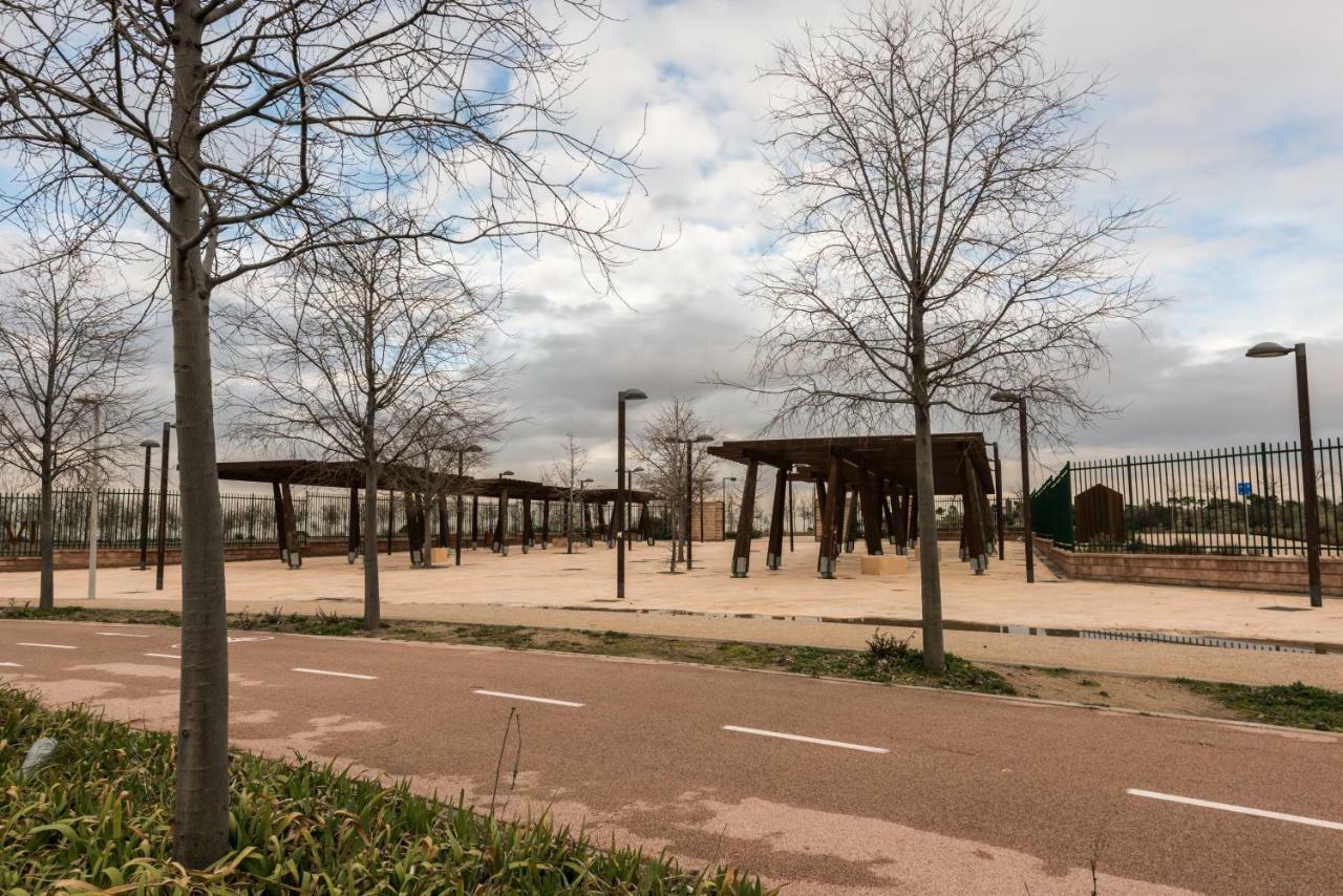 Valdebebas-ifema Apartamento