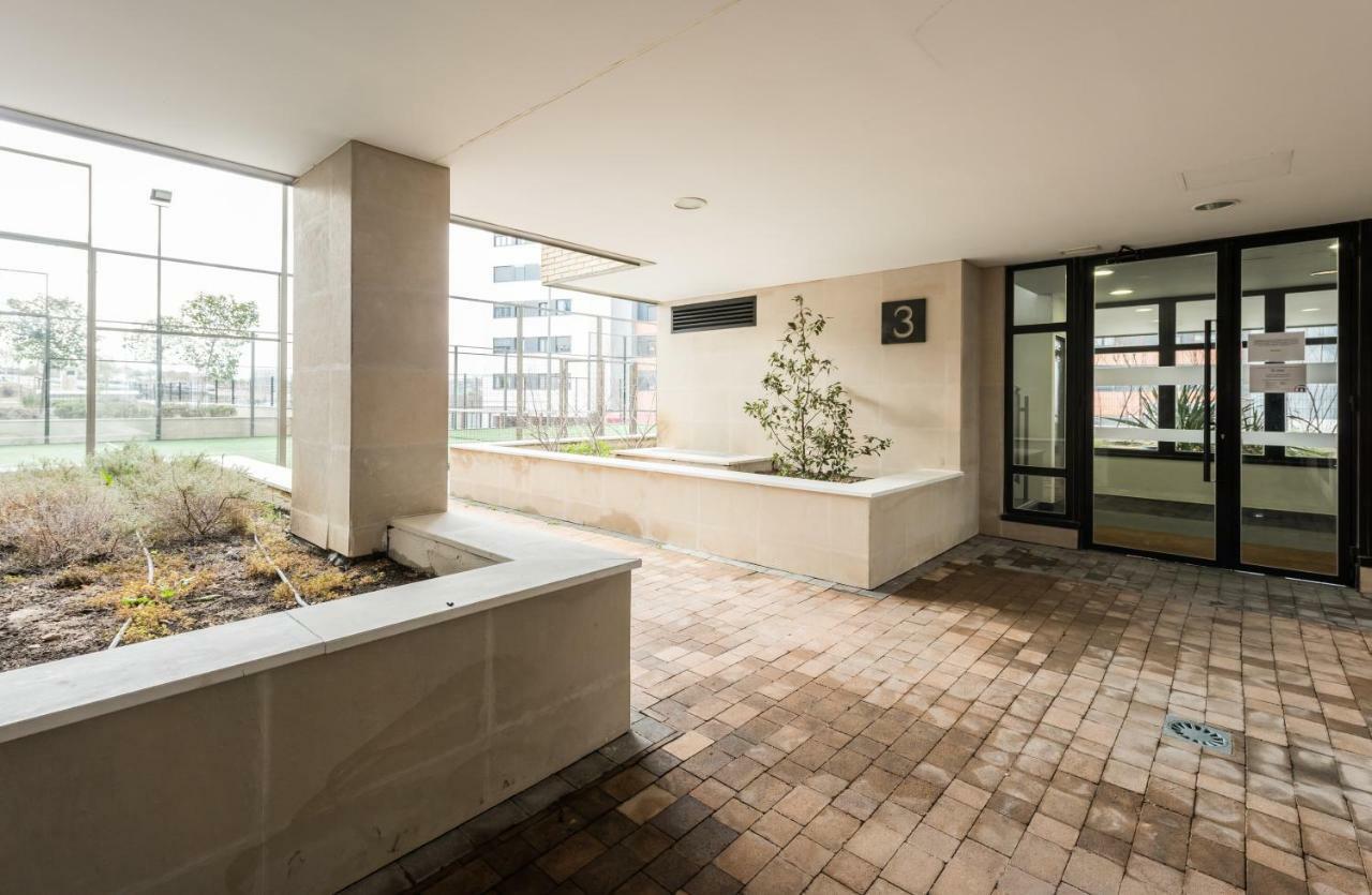 Valdebebas-ifema Apartamento